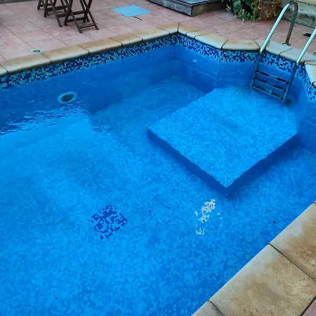 Grotto's Paradise 3* Għarb
