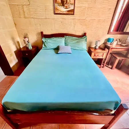 Grotto's Paradise 3* Għarb