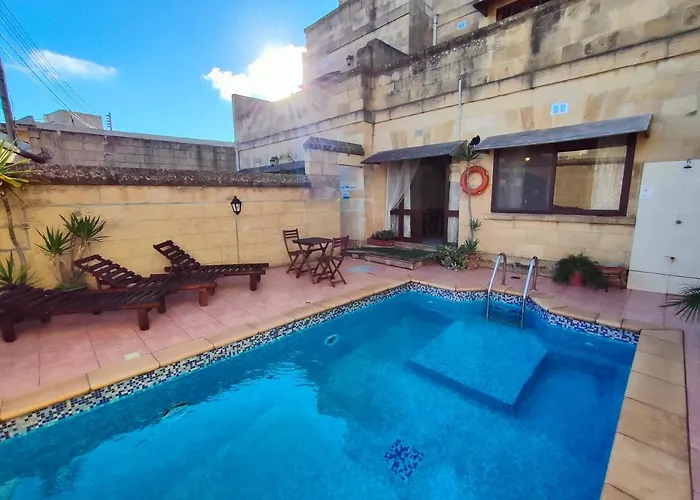 B&B Grotto's Paradise 4*