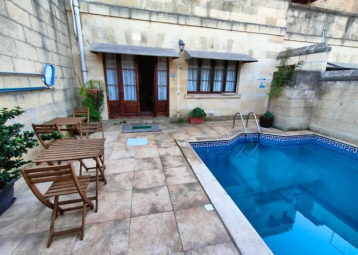 Grotto's Paradise B&B