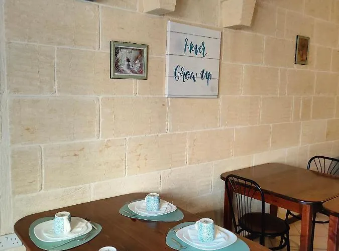 B&B Grotto's Paradise