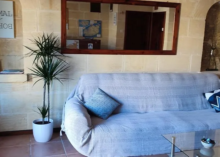 Grotto's Paradise B&B 4*