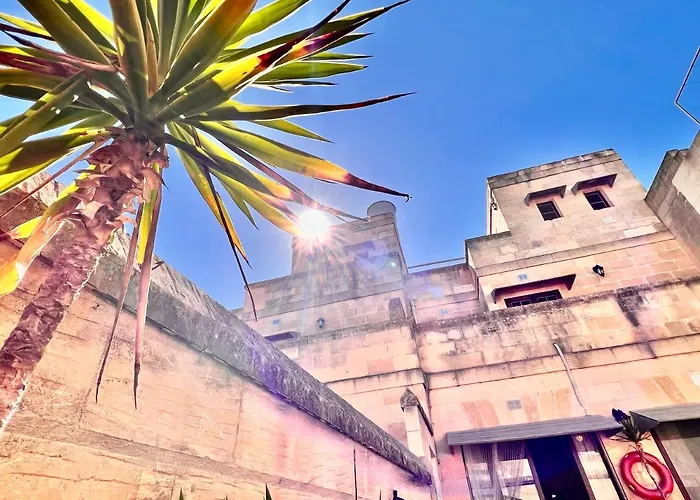 Grotto's Paradise فندق مبيت وإفطار Għarb